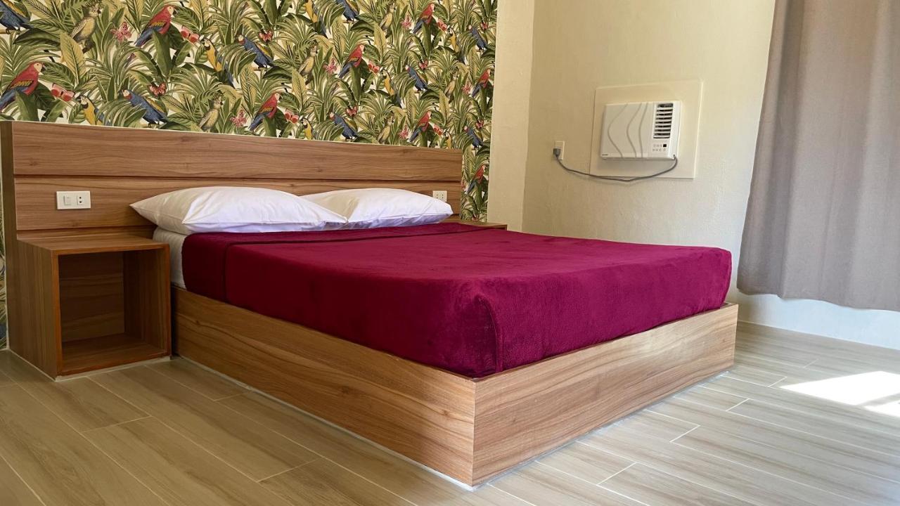 Hotel Red Knight Gardens Davao Zewnętrze zdjęcie