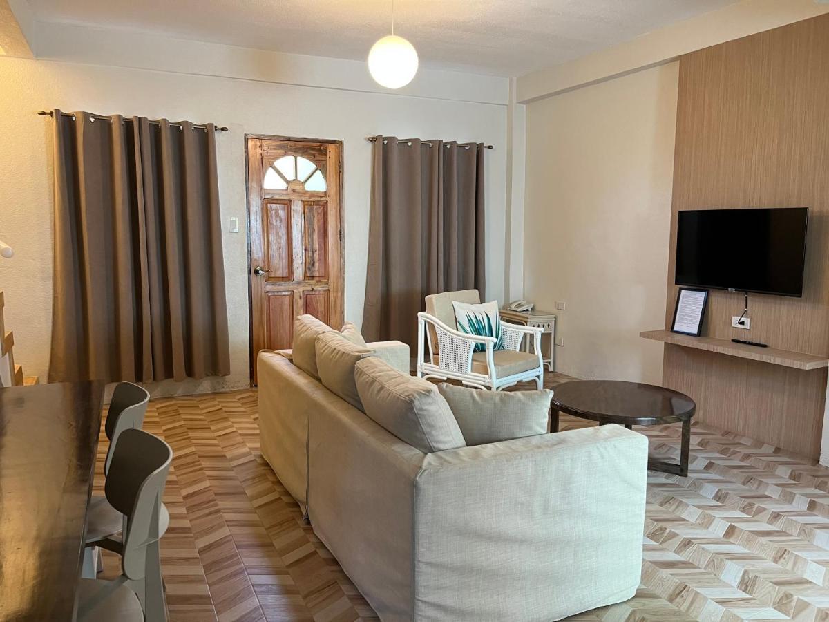 Hotel Red Knight Gardens Davao Zewnętrze zdjęcie