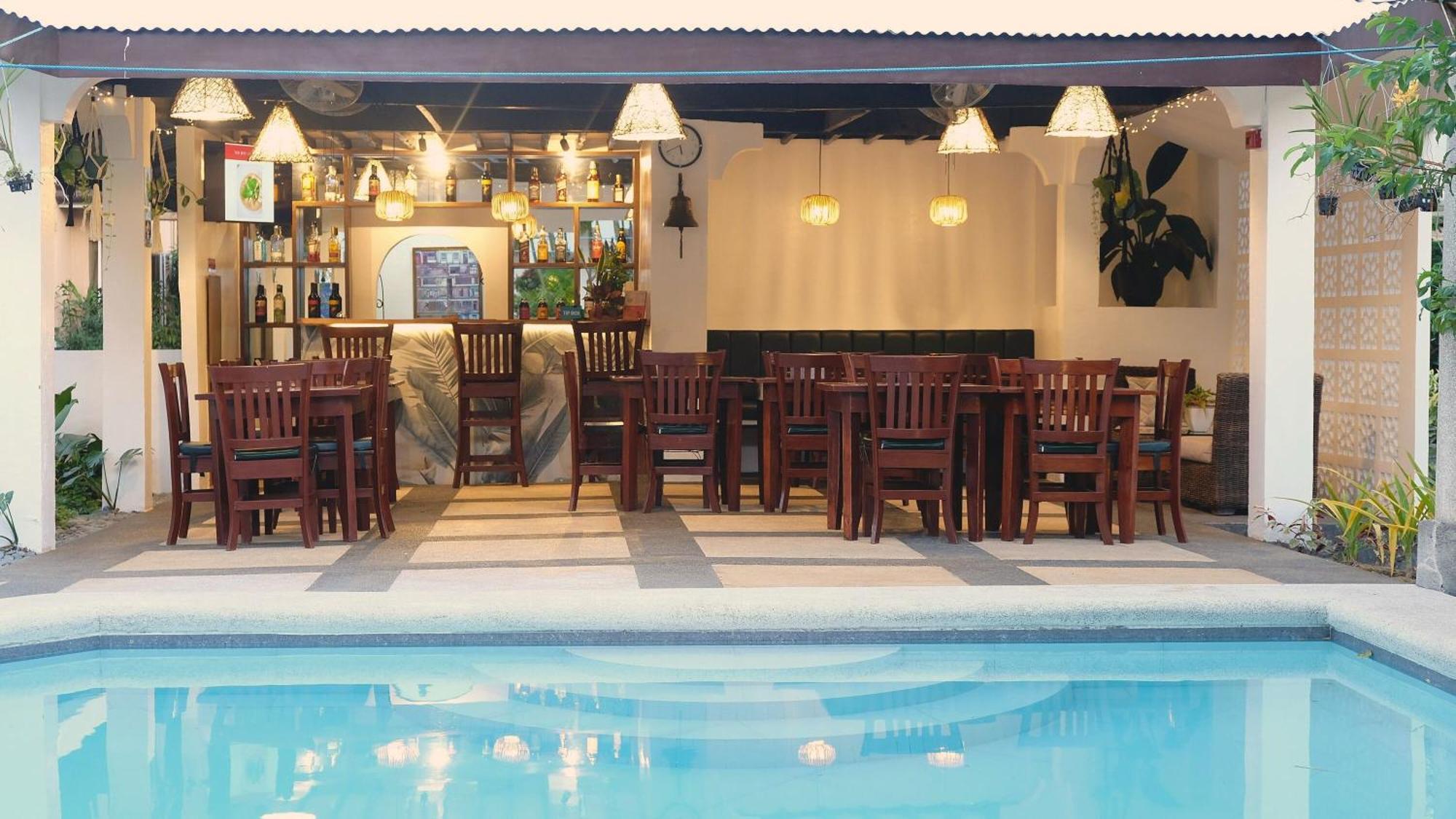 Hotel Red Knight Gardens Davao Zewnętrze zdjęcie