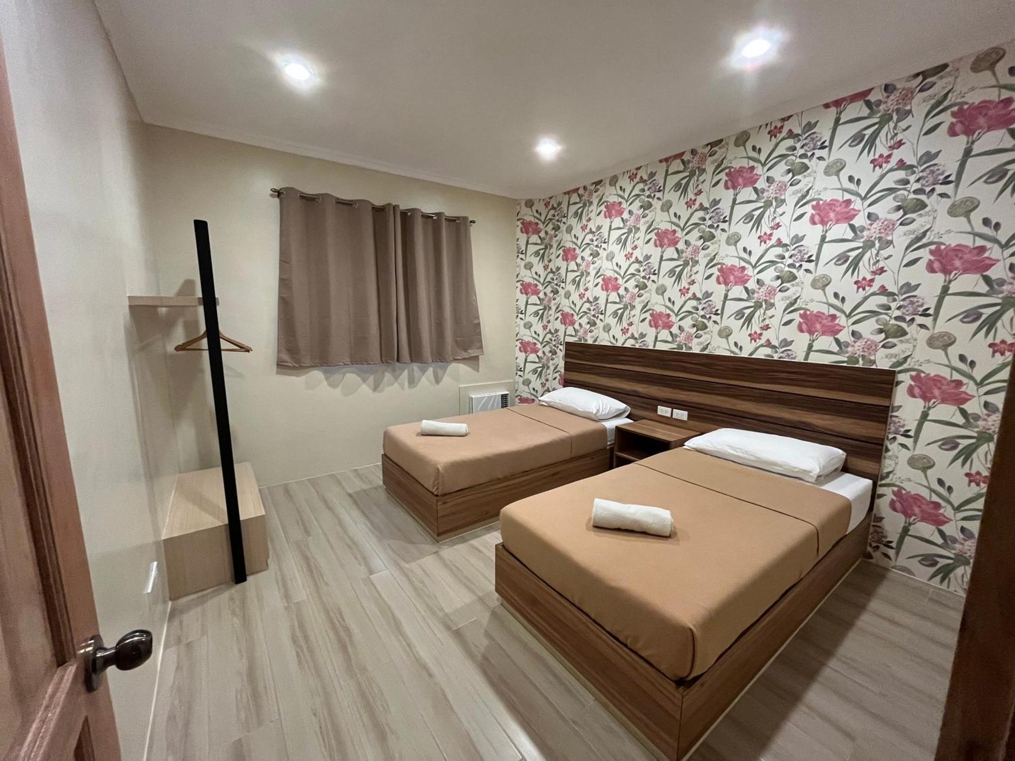 Hotel Red Knight Gardens Davao Zewnętrze zdjęcie