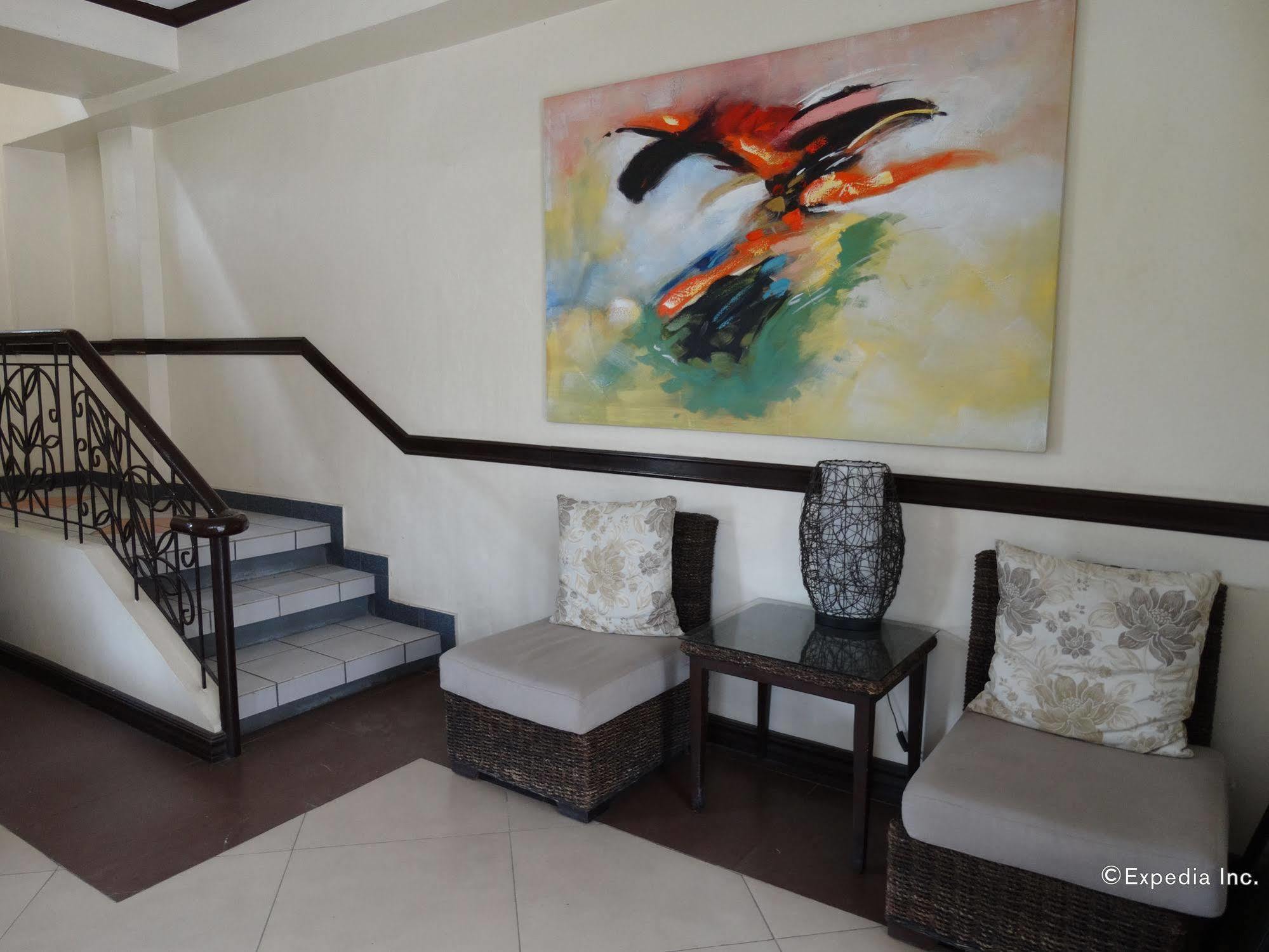 Hotel Red Knight Gardens Davao Zewnętrze zdjęcie
